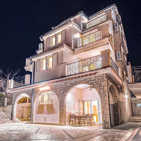 Vila Sabrina Selce Exterior photo