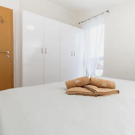 Vila Sabrina Selce Exterior photo