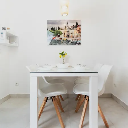 Vila Sabrina Selce Exterior photo